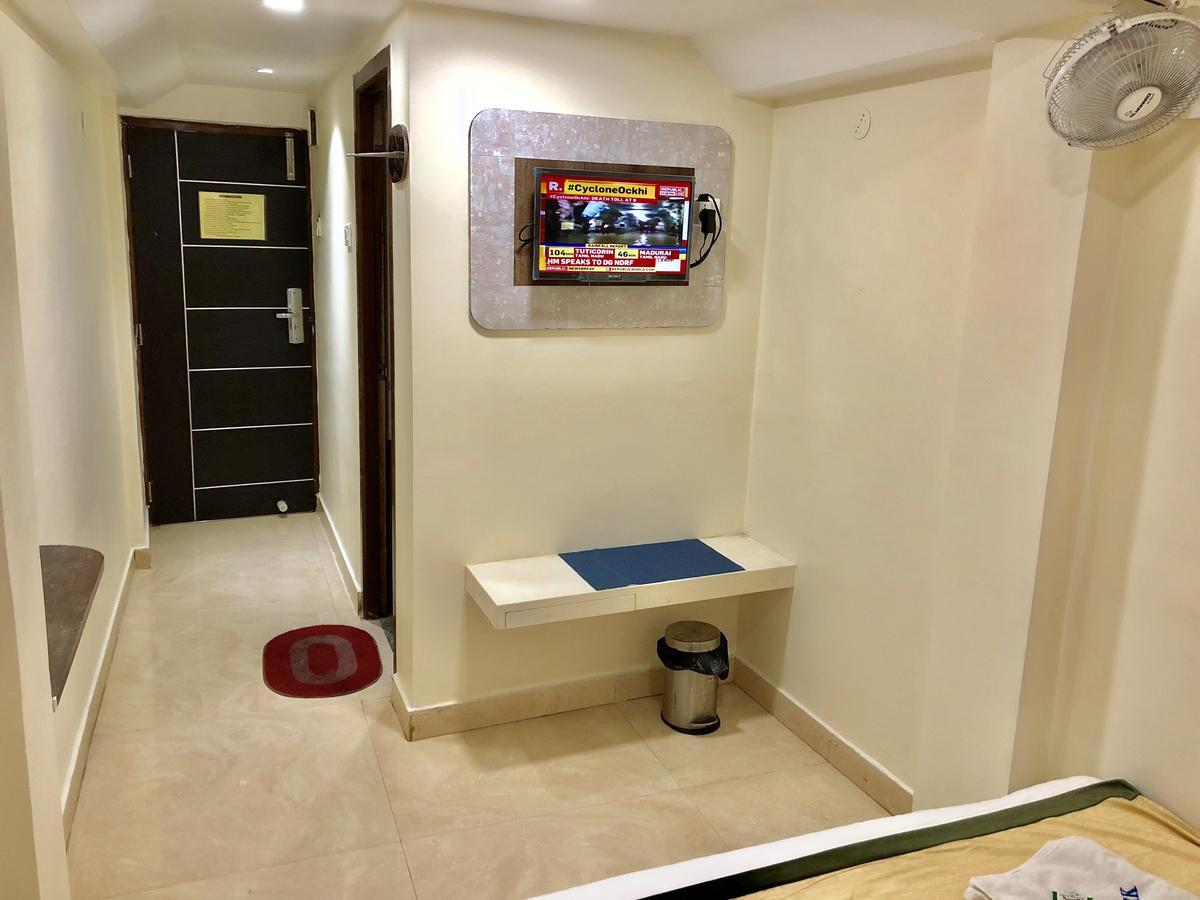 Hotel Landmark Ooty Bagian luar foto